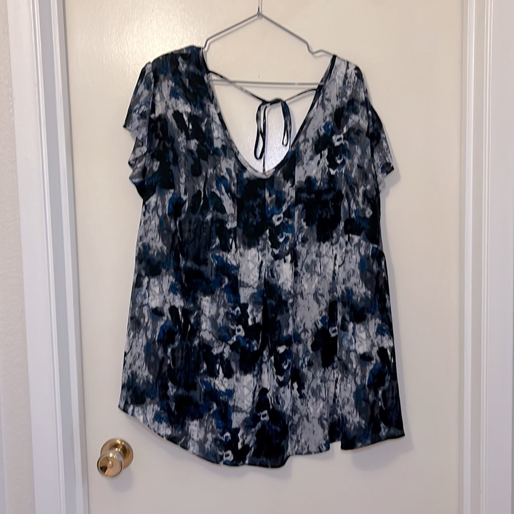 In Every Story multi colour blouse with tie back detail 1X